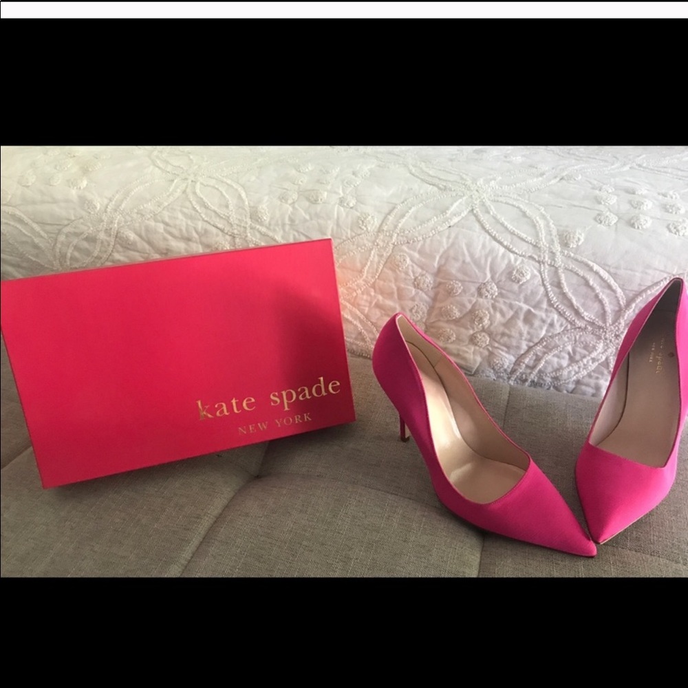 Never worn Kate Spade pumps